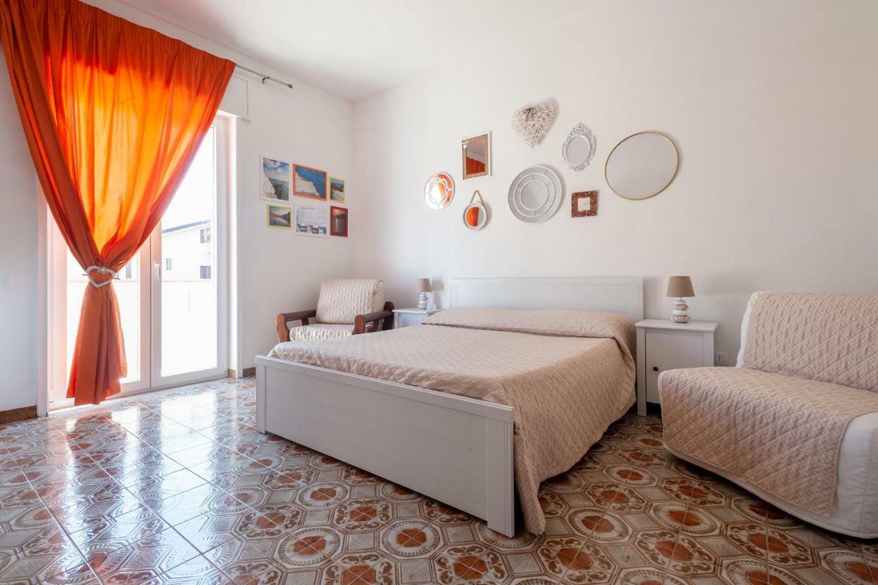Bed & Breakfast In Riva Al Mare *